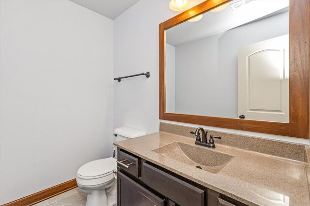3514 Horton Circle, Clive, IA 50325