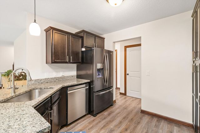 3514 Horton Circle, Clive, IA 50325