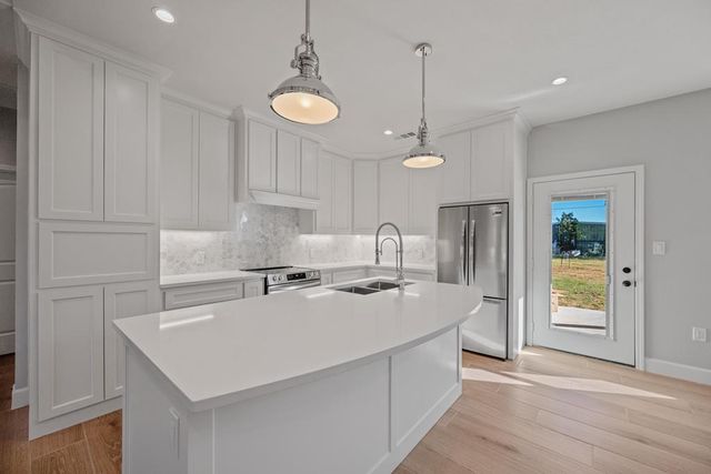 704 N Burleson, Stanton, TX 79782