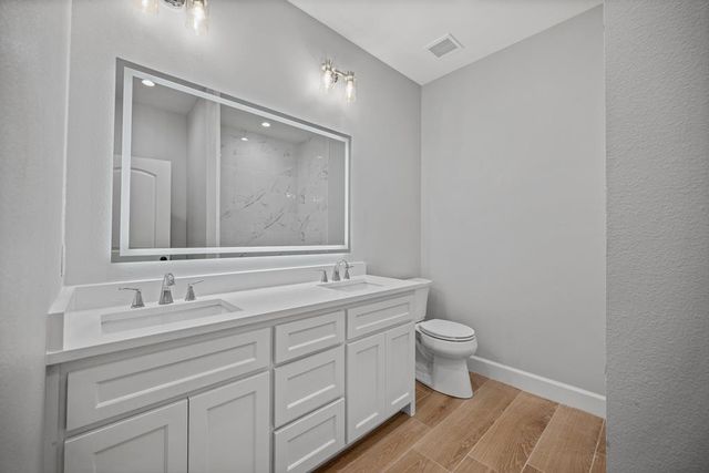 704 N Burleson, Stanton, TX 79782