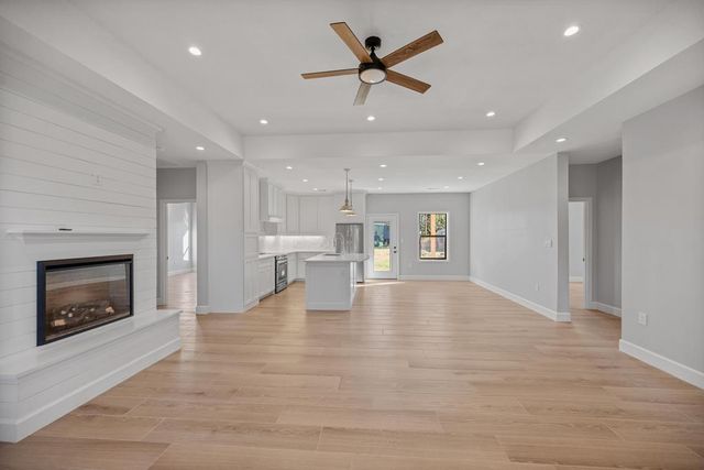 704 N Burleson, Stanton, TX 79782