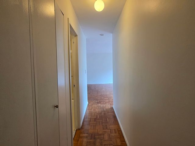 1105 Massachusetts Ave 4A, Cambridge, MA 02138