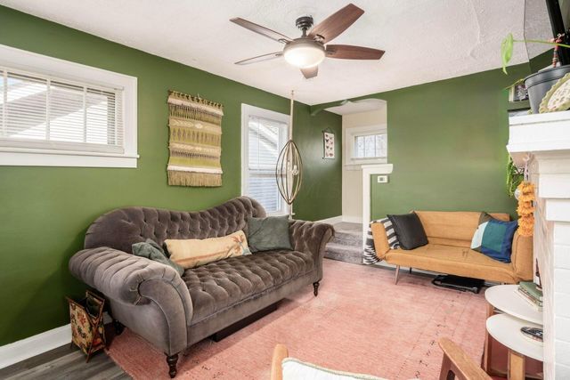2378 Velma Avenue, Columbus, OH 43211