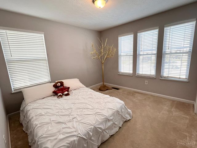 1625 Kilbarron Drive, Morrow, OH 45152