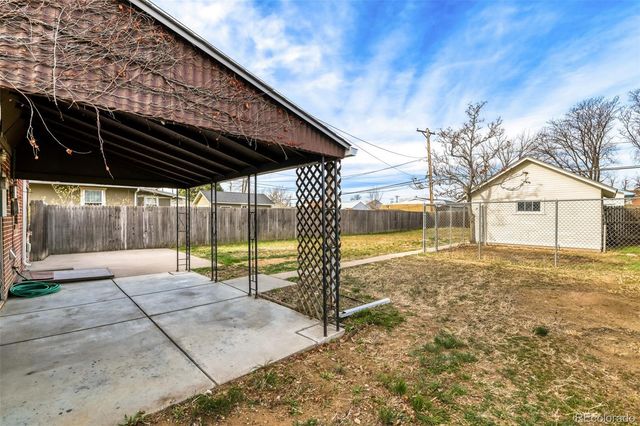 43 S 10th Avenue, Brighton, CO 80601