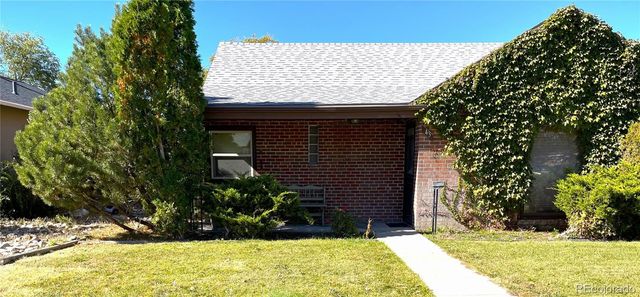 43 S 10th Avenue, Brighton, CO 80601