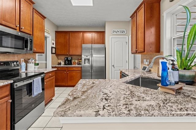 149 Muscadine Way, Carrollton, GA 30116