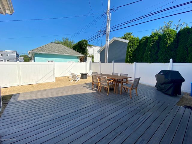 402 A Street Downstairs, Belmar, NJ 07719