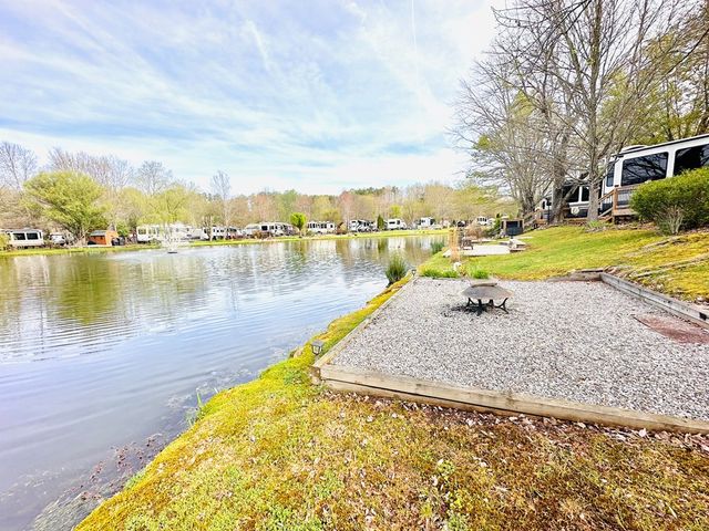 304 Choestoe Falls Circle, Blairsville, GA 30512