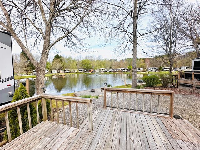 304 Choestoe Falls Circle, Blairsville, GA 30512