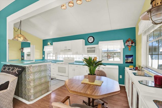 9501 BLACK BEAR DRIVE, Weeki Wachee, FL 34613