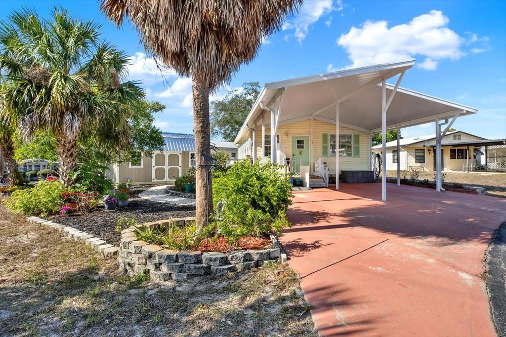 9501 BLACK BEAR DRIVE, Weeki Wachee, FL 34613