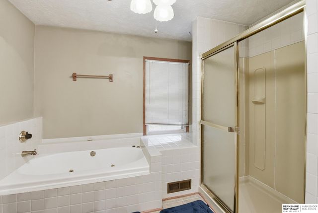 1106 Bluff Street, Bellevue, NE 68005