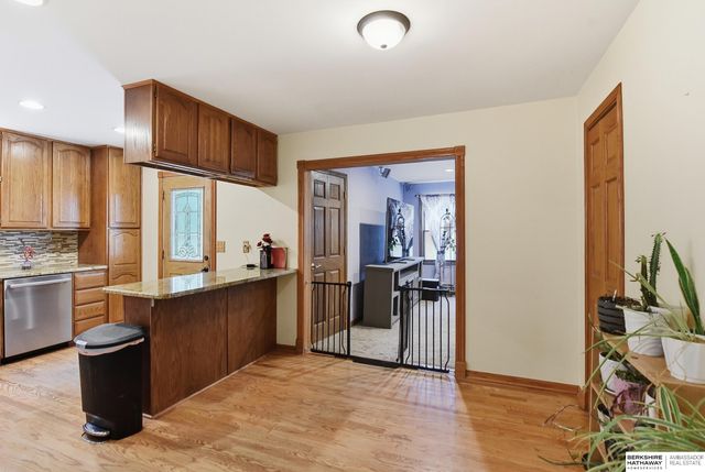 1106 Bluff Street, Bellevue, NE 68005