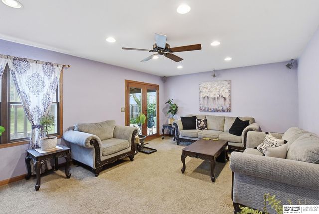 1106 Bluff Street, Bellevue, NE 68005