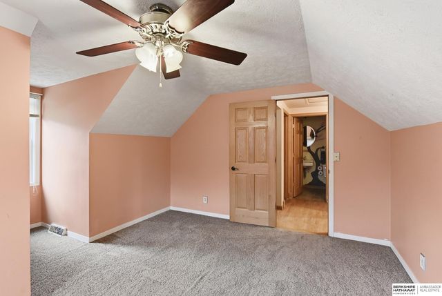 1106 Bluff Street, Bellevue, NE 68005
