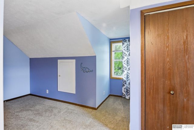 1106 Bluff Street, Bellevue, NE 68005