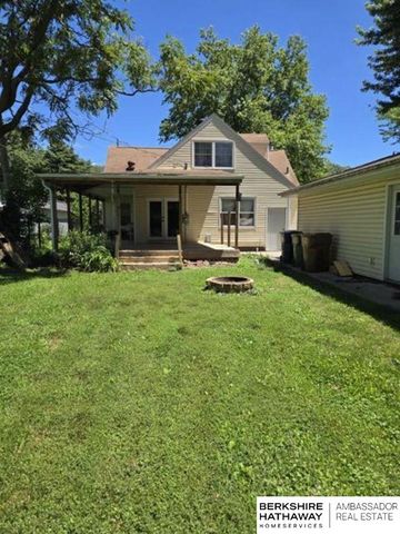 1106 Bluff Street, Bellevue, NE 68005