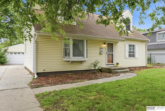 1106 Bluff Street, Bellevue, NE 68005
