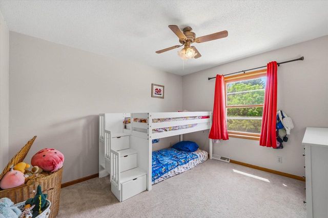 924 N Grant STREET, Port Washington, WI 53074
