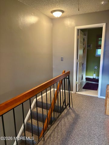 401 Geranium Court, Jackson, NJ 08527