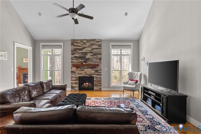 11630 Barrows Ridge Ln, Chesterfield, VA 23838