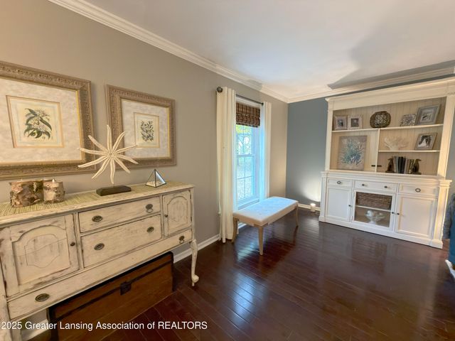 1572 Wenonah Drive, Okemos, MI 48864