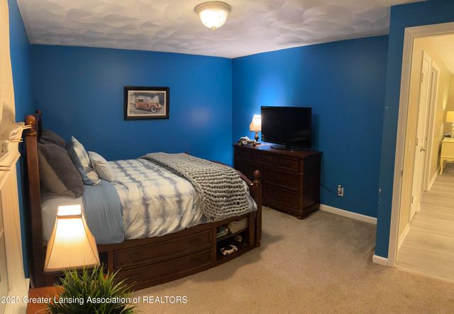 1572 Wenonah Drive, Okemos, MI 48864