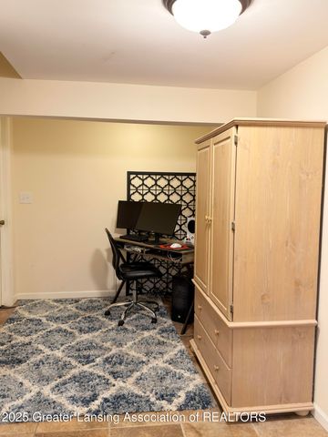 1572 Wenonah Drive, Okemos, MI 48864