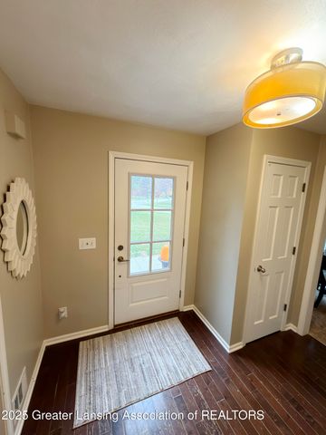 1572 Wenonah Drive, Okemos, MI 48864