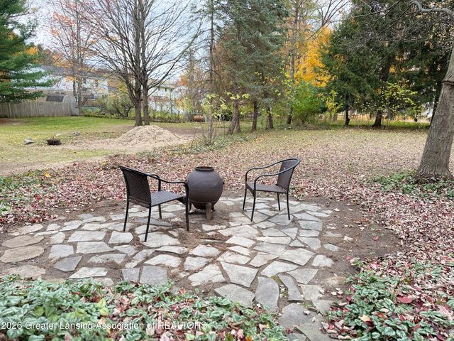 1572 Wenonah Drive, Okemos, MI 48864