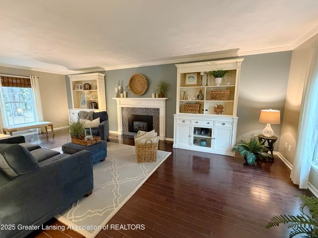 1572 Wenonah Drive, Okemos, MI 48864