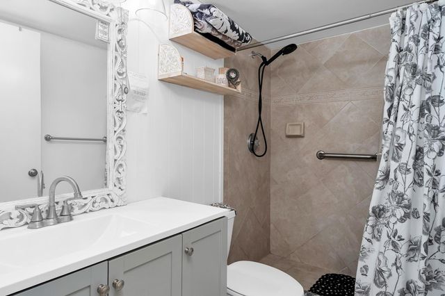 712 Sunny Pine Way D1, Greenacres, FL 33415