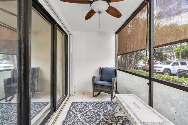 712 Sunny Pine Way D1, Greenacres, FL 33415