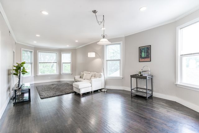 2310 N Kenneth Avenue 3, Chicago, IL 60639