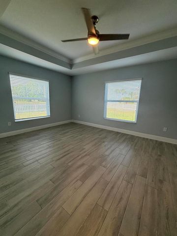 2501 SE Mariposa Avenue, Port St Lucie, FL 34952