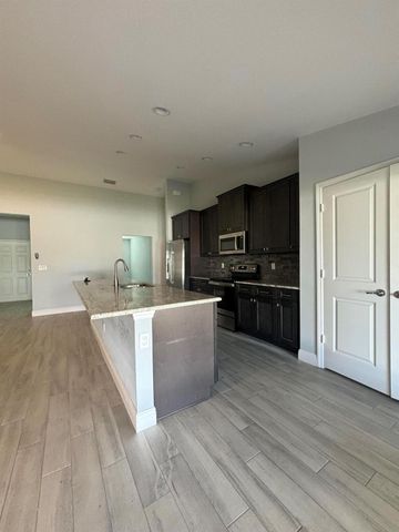 2501 SE Mariposa Avenue, Port St Lucie, FL 34952