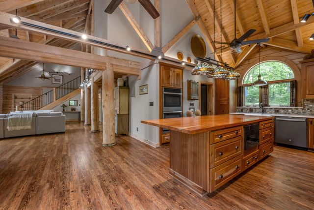 4156 Kentucky River Parkway, Lexington, KY 40515