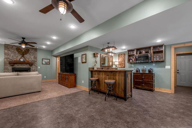 4156 Kentucky River Parkway, Lexington, KY 40515
