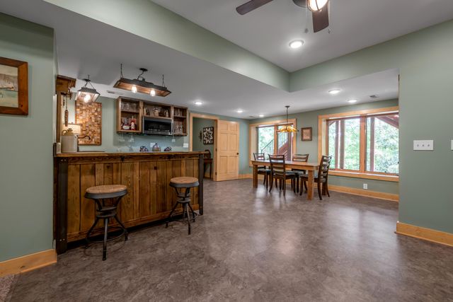 4156 Kentucky River Parkway, Lexington, KY 40515