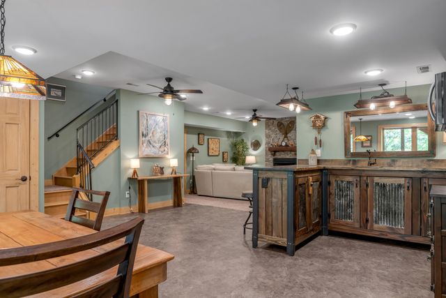 4156 Kentucky River Parkway, Lexington, KY 40515