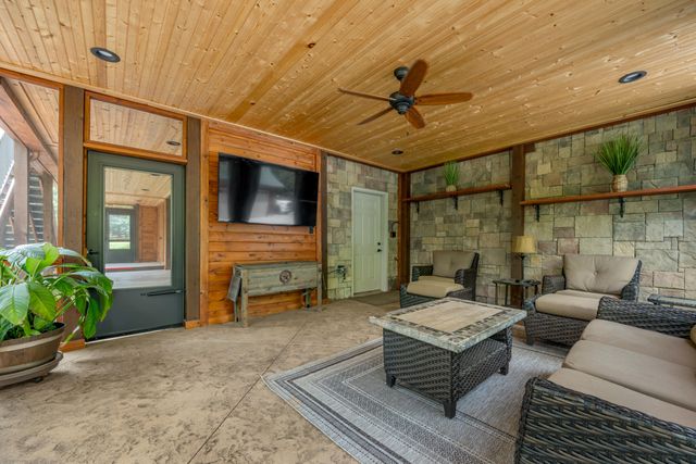 4156 Kentucky River Parkway, Lexington, KY 40515