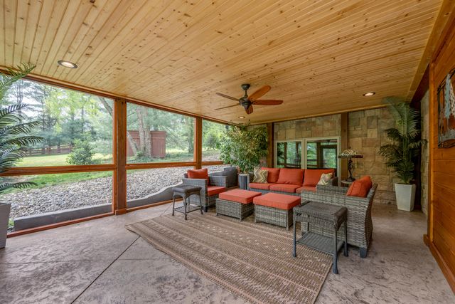4156 Kentucky River Parkway, Lexington, KY 40515