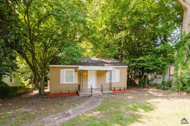 1311 Alma Avenue, Warner Robins, GA 31088