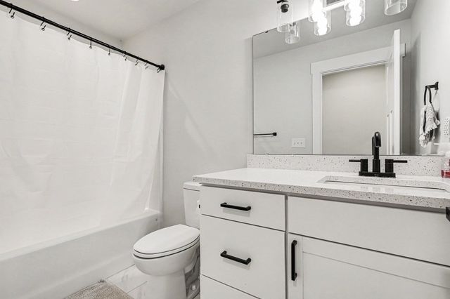 4129 Buck Matthews Rd, Columbia, TN 38401