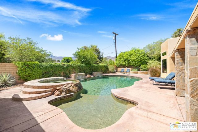 78743 Avenida Tujunga, La Quinta, CA 92253