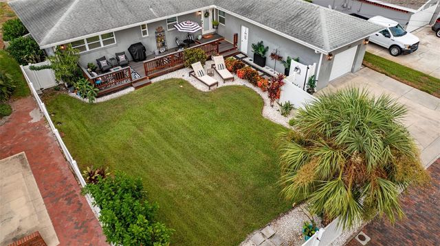 200 PARK STREET N, St Petersburg, FL 33710