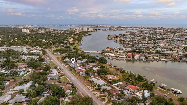 200 PARK STREET N, St Petersburg, FL 33710