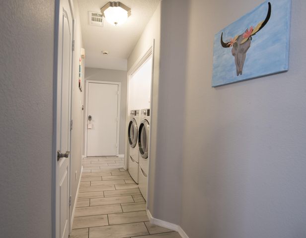 6415 Bosque Meadows Place NW, Albuquerque, NM 87120