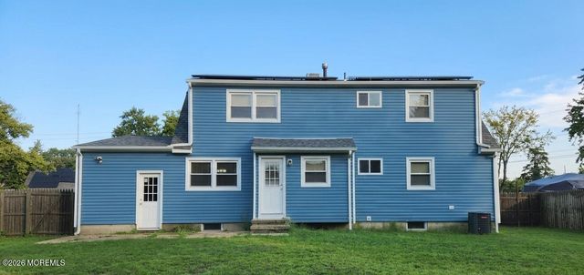 1032 Valley Stream Road, Toms River, NJ 08753